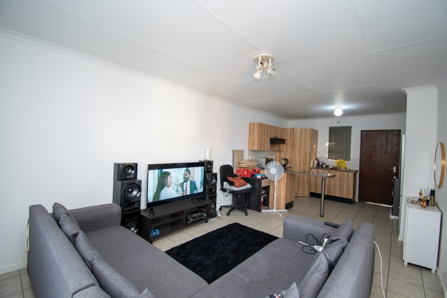 To Let 1 Bedroom Property for Rent in Ferndale Gauteng