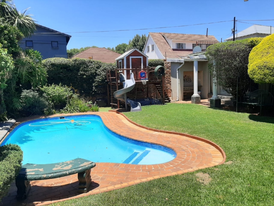 3 Bedroom Property for Sale in South Kensington Gauteng