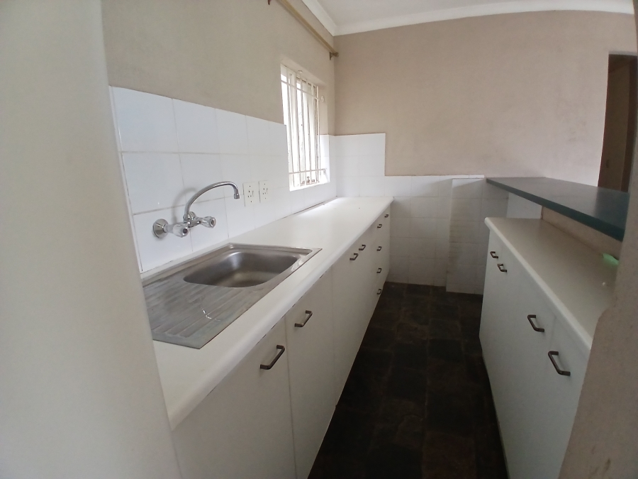 3 Bedroom Property for Sale in South Kensington Gauteng