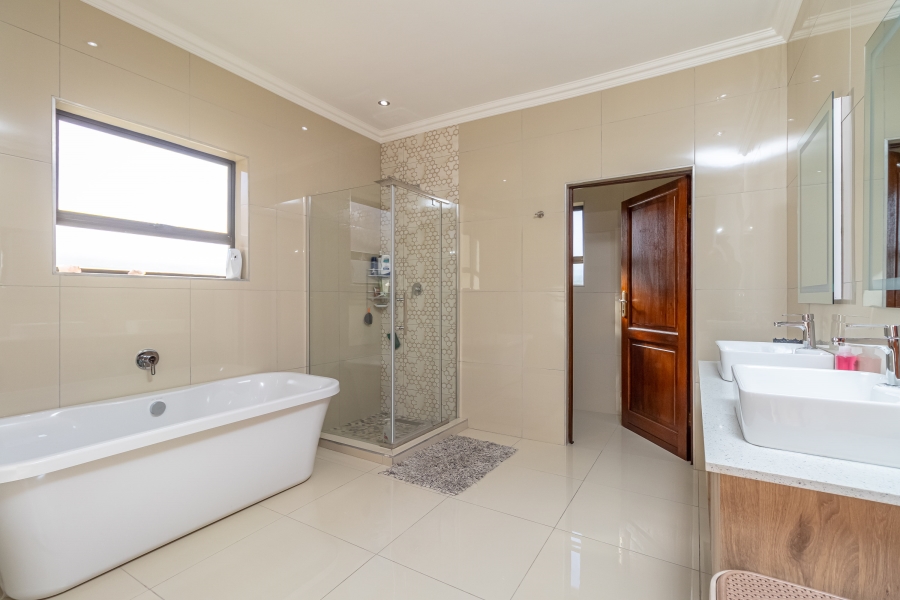 3 Bedroom Property for Sale in Midstream Estate Gauteng