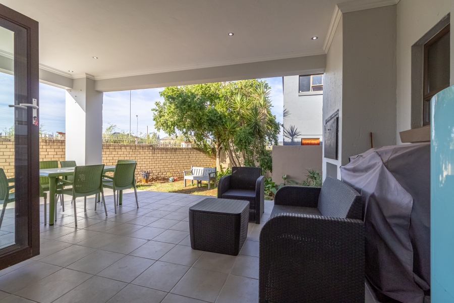 3 Bedroom Property for Sale in Midstream Estate Gauteng