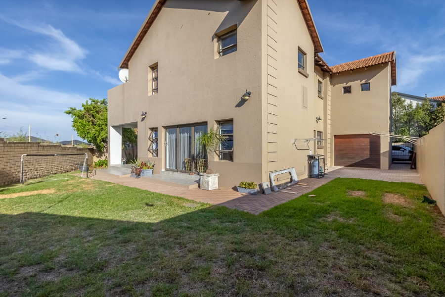 3 Bedroom Property for Sale in Midstream Estate Gauteng