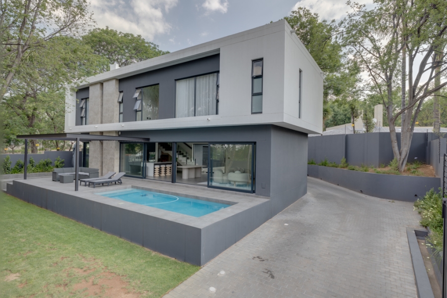 To Let 3 Bedroom Property for Rent in Bryanston East Gauteng