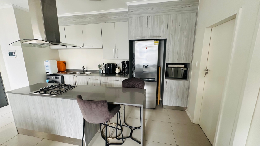 1 Bedroom Property for Sale in Erand Gardens Gauteng