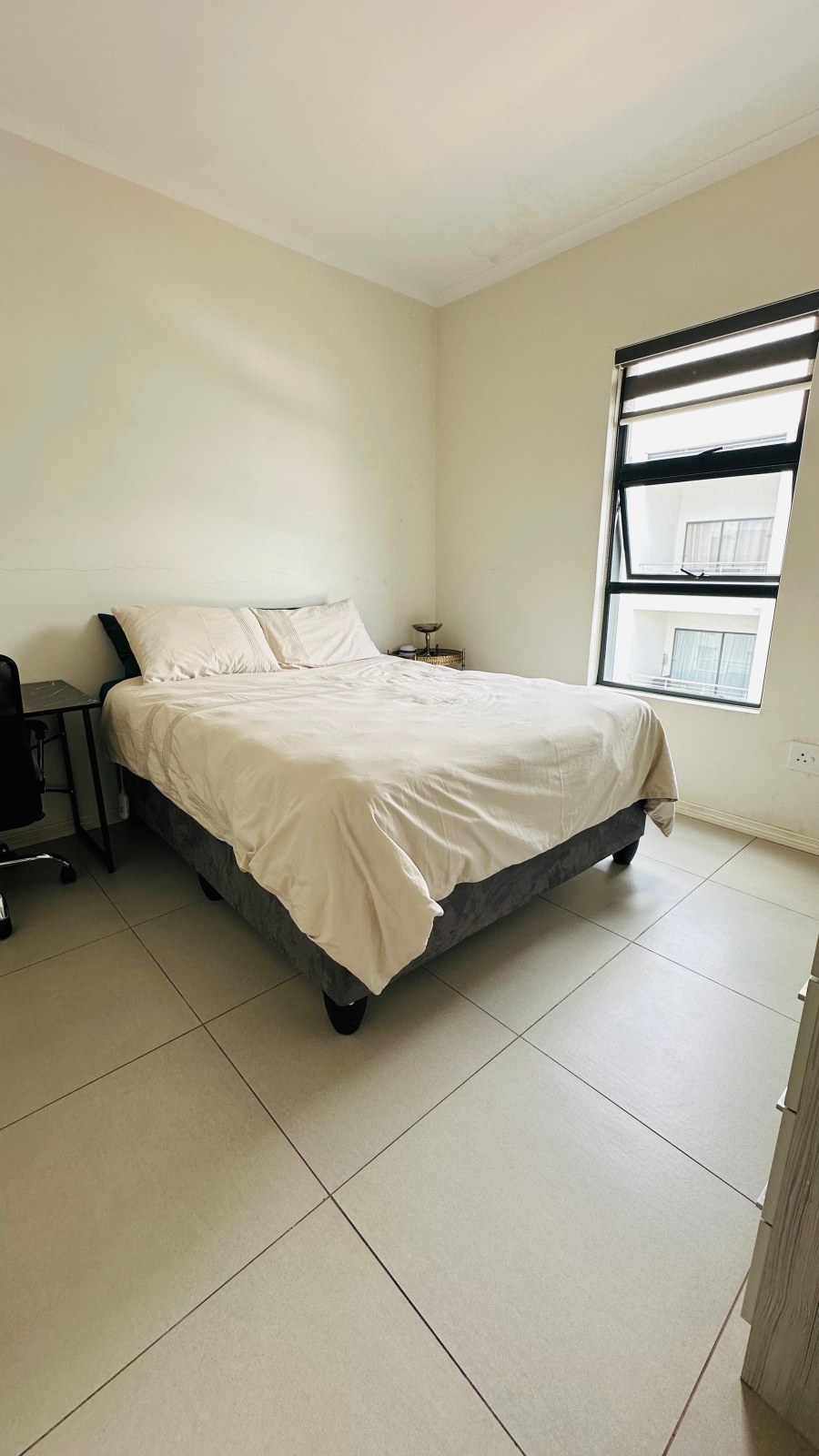 1 Bedroom Property for Sale in Erand Gardens Gauteng