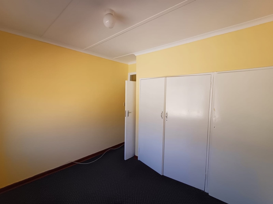 To Let 2 Bedroom Property for Rent in Turffontein Gauteng