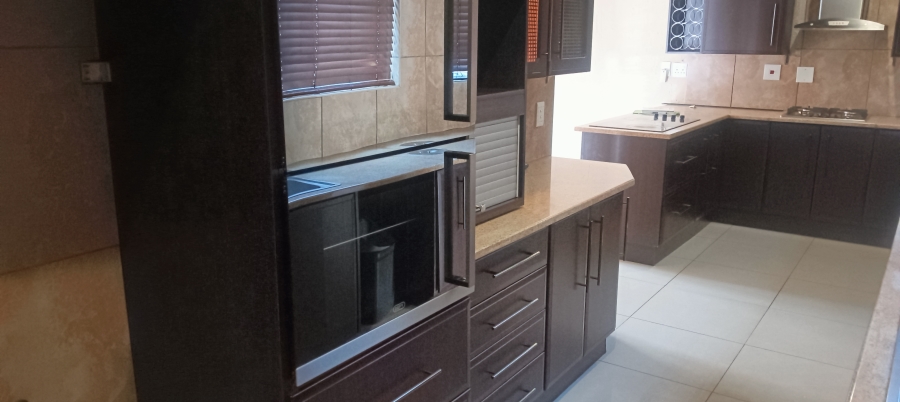 To Let 3 Bedroom Property for Rent in Sunward Park Gauteng