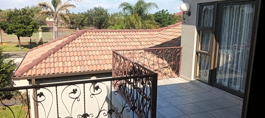 To Let 3 Bedroom Property for Rent in Sunward Park Gauteng