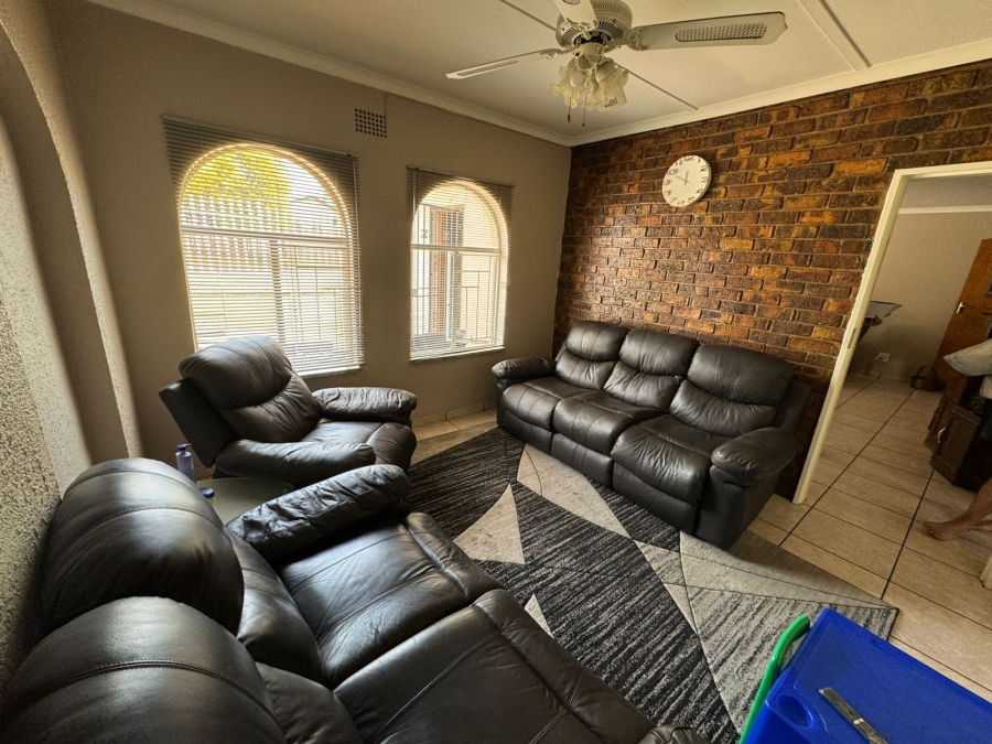 3 Bedroom Property for Sale in Minnebron Gauteng