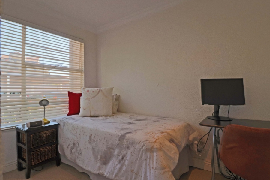 To Let 2 Bedroom Property for Rent in Bryanston Gauteng