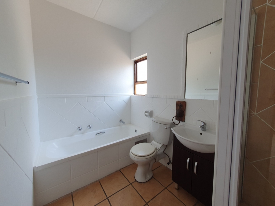 1 Bedroom Property for Sale in Paulshof Gauteng