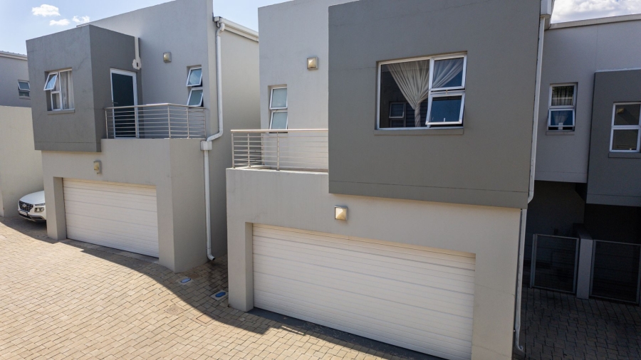 3 Bedroom Property for Sale in Sandown Gauteng