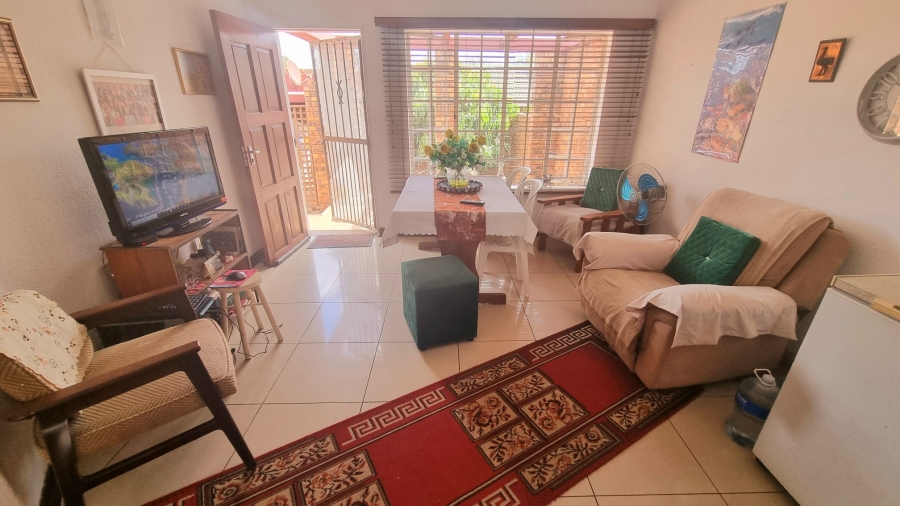 To Let 2 Bedroom Property for Rent in Halfway Gardens Gauteng