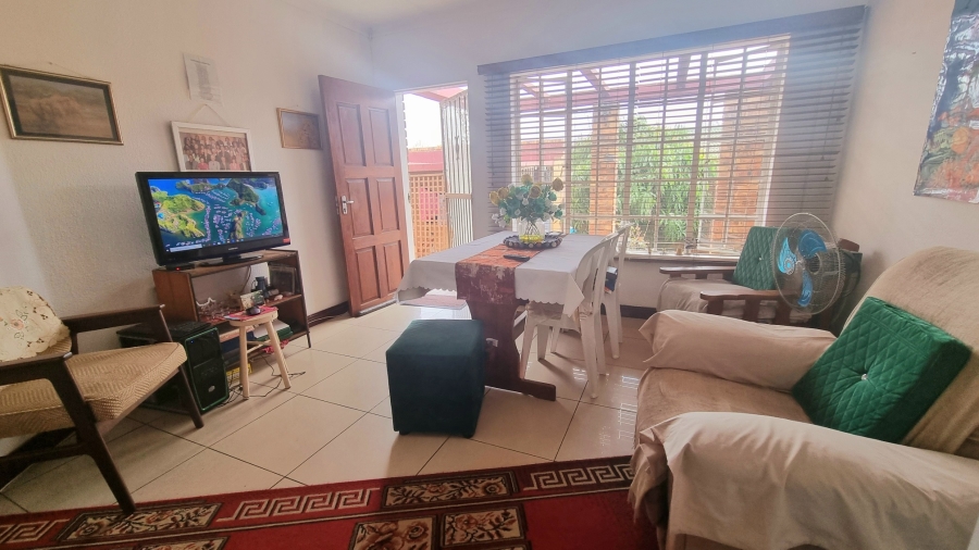 To Let 2 Bedroom Property for Rent in Halfway Gardens Gauteng