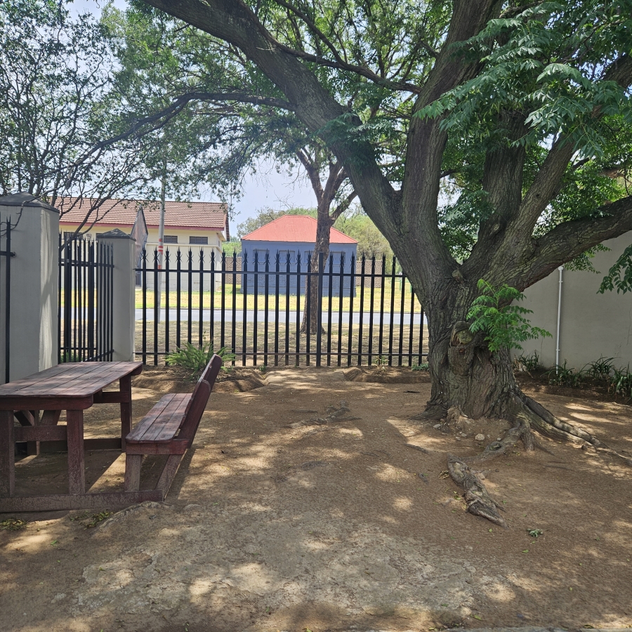 To Let commercial Property for Rent in Benoni Central Gauteng