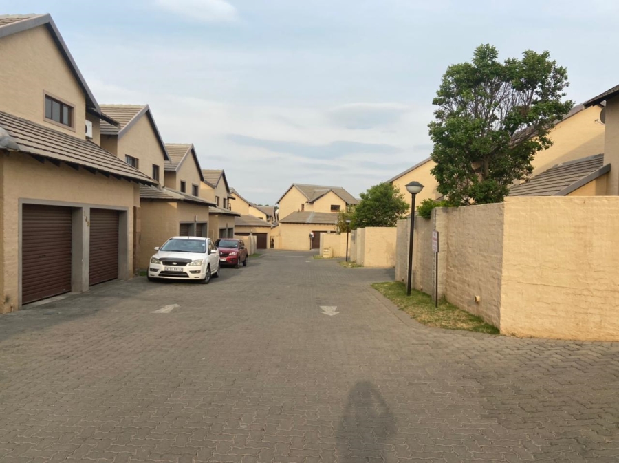 To Let 3 Bedroom Property for Rent in Carlswald Gauteng