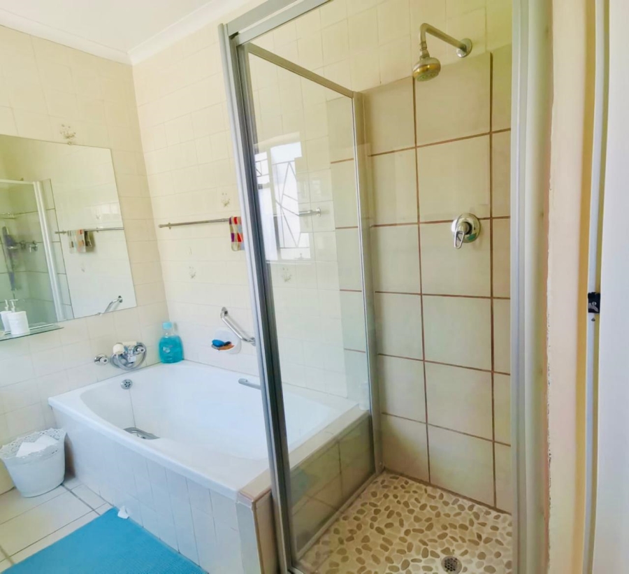 3 Bedroom Property for Sale in Sharon Park Gauteng