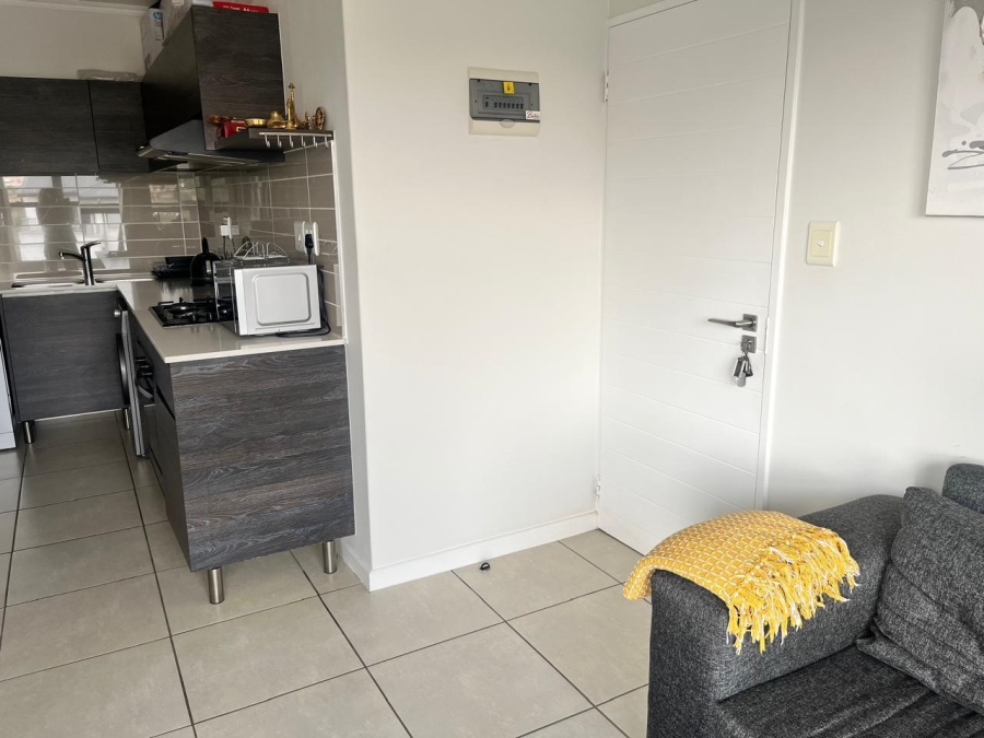 To Let 1 Bedroom Property for Rent in Olivedale Gauteng