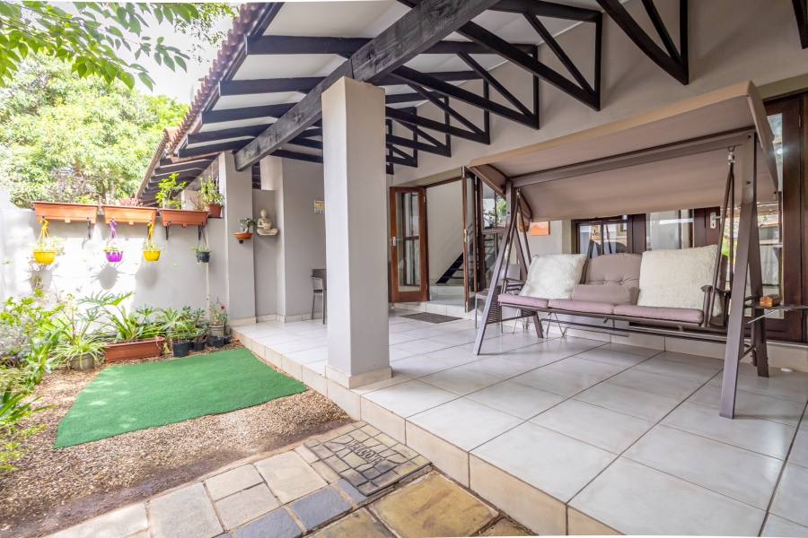 2 Bedroom Property for Sale in Fourways Gauteng