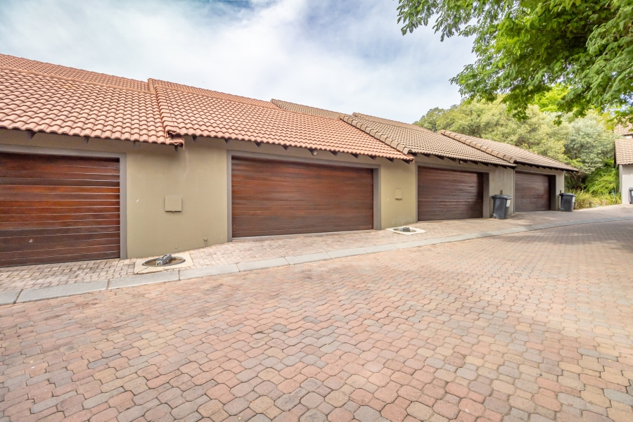 2 Bedroom Property for Sale in Fourways Gauteng