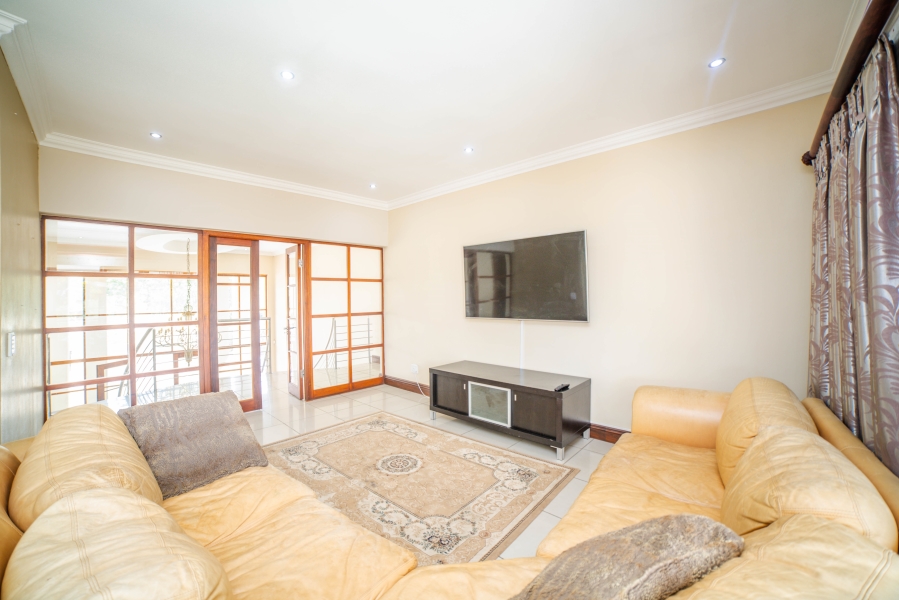 4 Bedroom Property for Sale in Carlswald Estate Gauteng