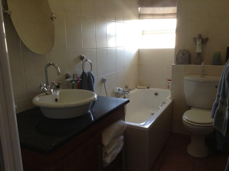 To Let 1 Bedroom Property for Rent in Aldarapark Gauteng