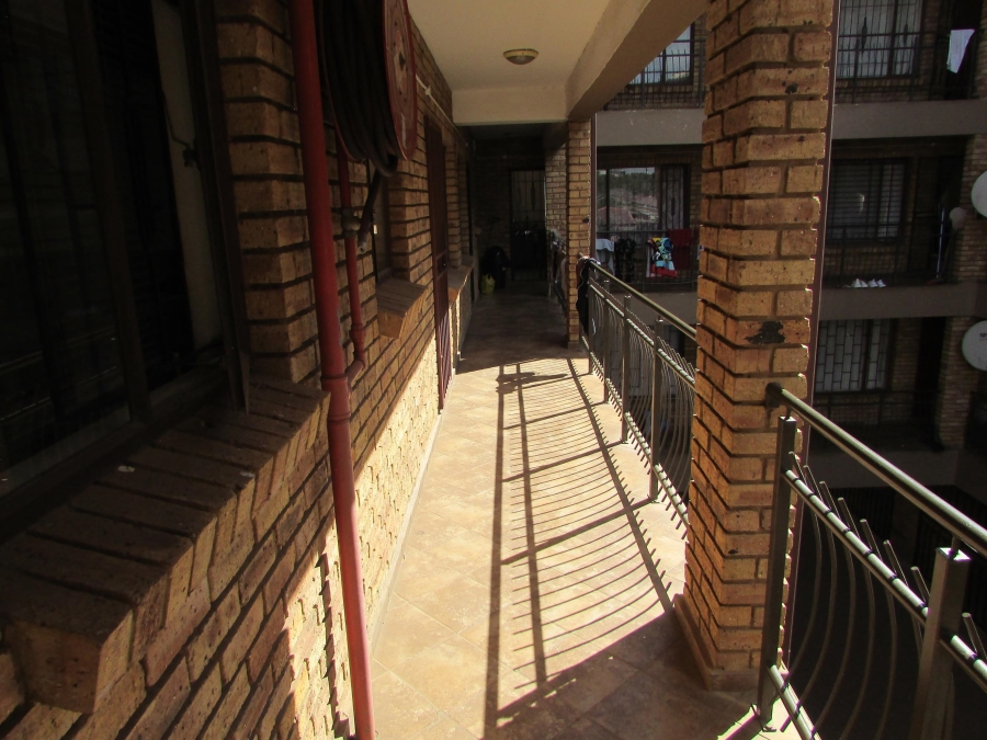 2 Bedroom Property for Sale in Randfontein Central Gauteng