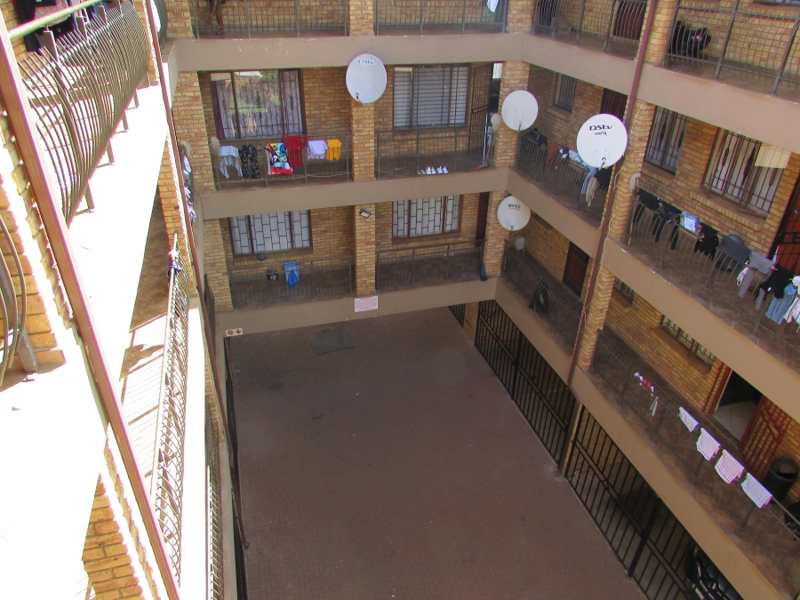 2 Bedroom Property for Sale in Randfontein Central Gauteng