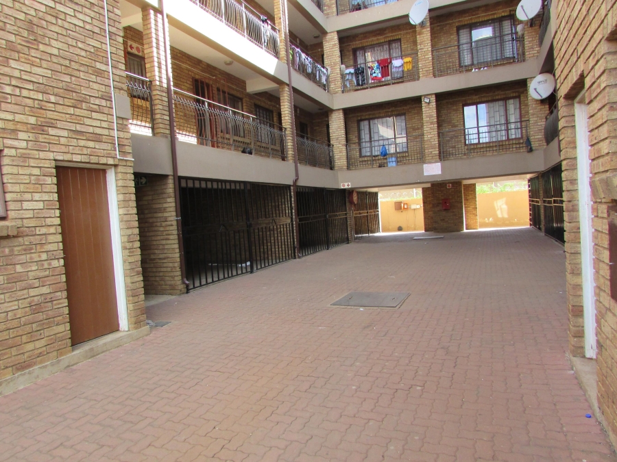 2 Bedroom Property for Sale in Randfontein Central Gauteng