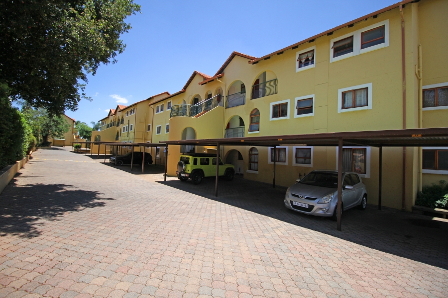 2 Bedroom Property for Sale in Sundowner Gauteng