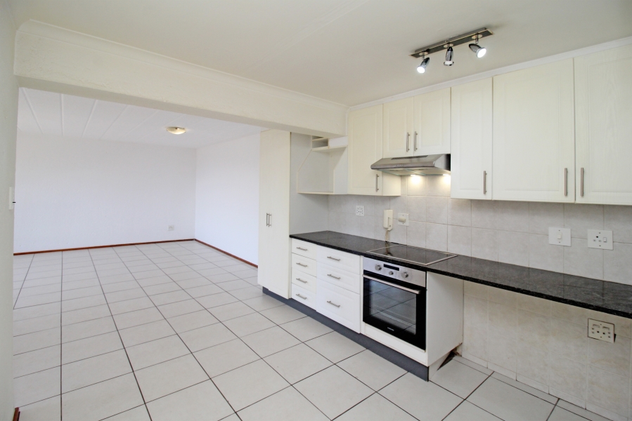 To Let 2 Bedroom Property for Rent in Northcliff Gauteng