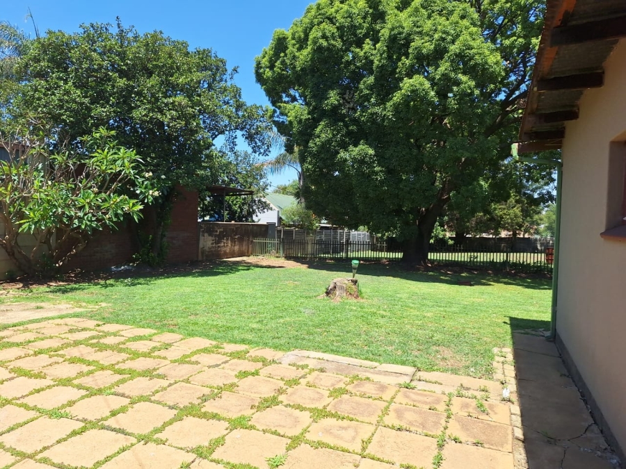 3 Bedroom Property for Sale in Rietfontein Gauteng