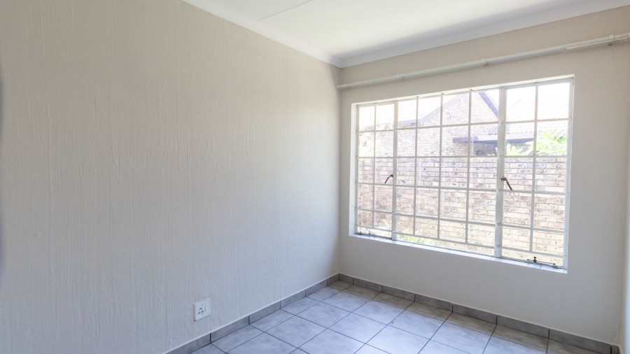 2 Bedroom Property for Sale in Monument Park Gauteng