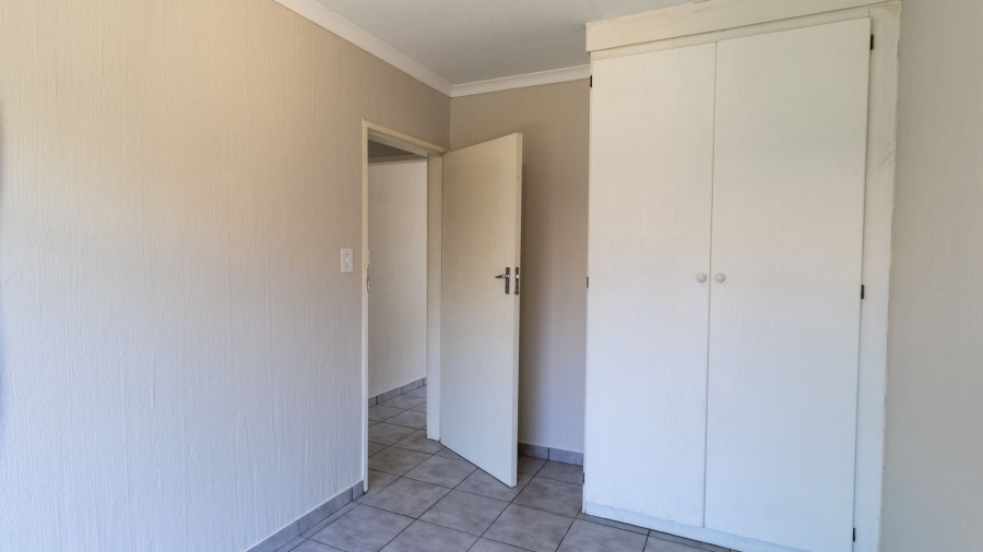 2 Bedroom Property for Sale in Monument Park Gauteng