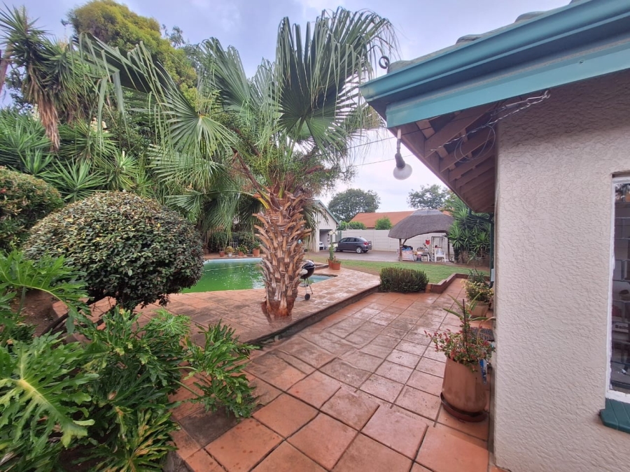 3 Bedroom Property for Sale in Dunvegan Gauteng