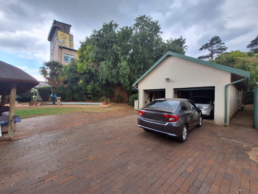 3 Bedroom Property for Sale in Dunvegan Gauteng