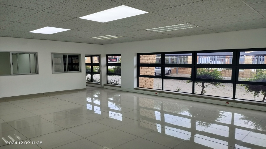 To Let commercial Property for Rent in North Riding Gauteng