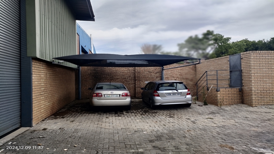 To Let commercial Property for Rent in North Riding Gauteng