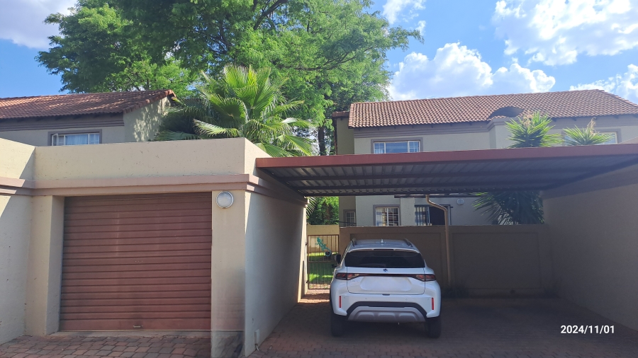 To Let 2 Bedroom Property for Rent in Annlin Gauteng