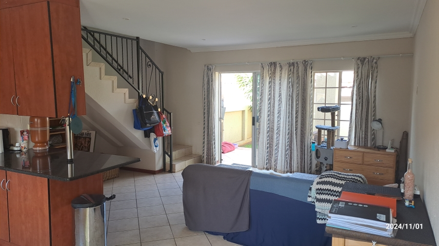 To Let 2 Bedroom Property for Rent in Annlin Gauteng