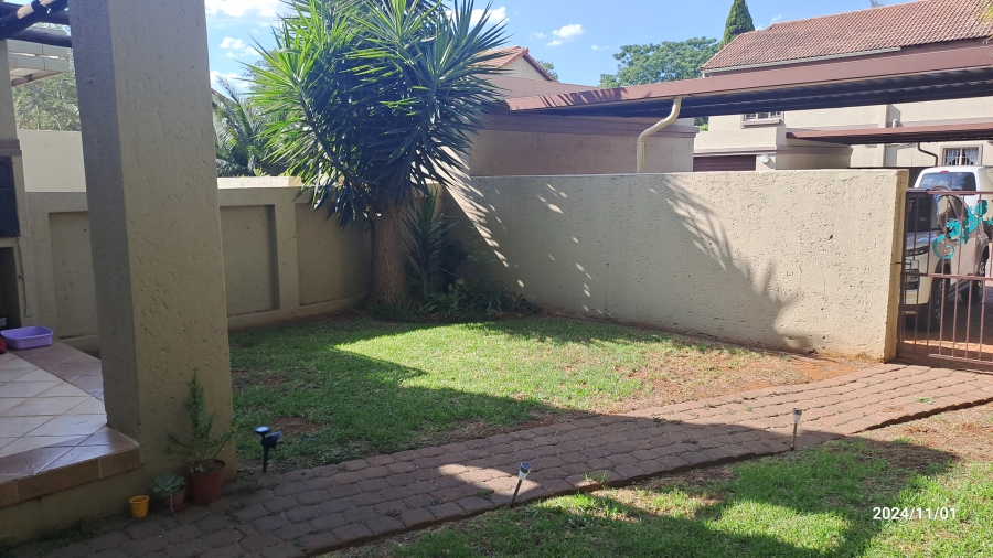 To Let 2 Bedroom Property for Rent in Annlin Gauteng