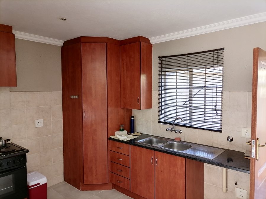 2 Bedroom Property for Sale in Annlin Gauteng