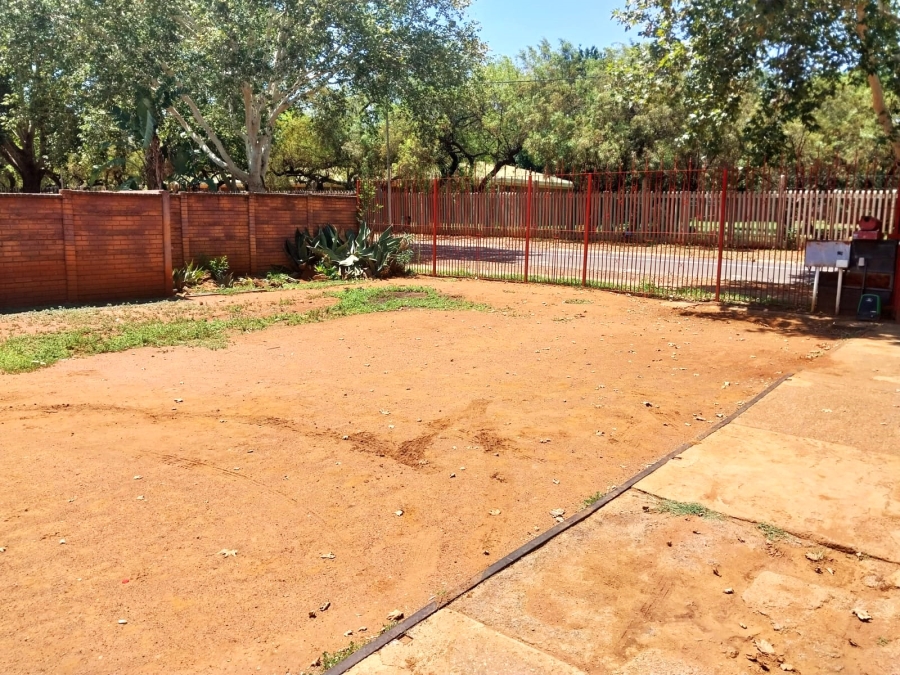 5 Bedroom Property for Sale in Daspoort Gauteng