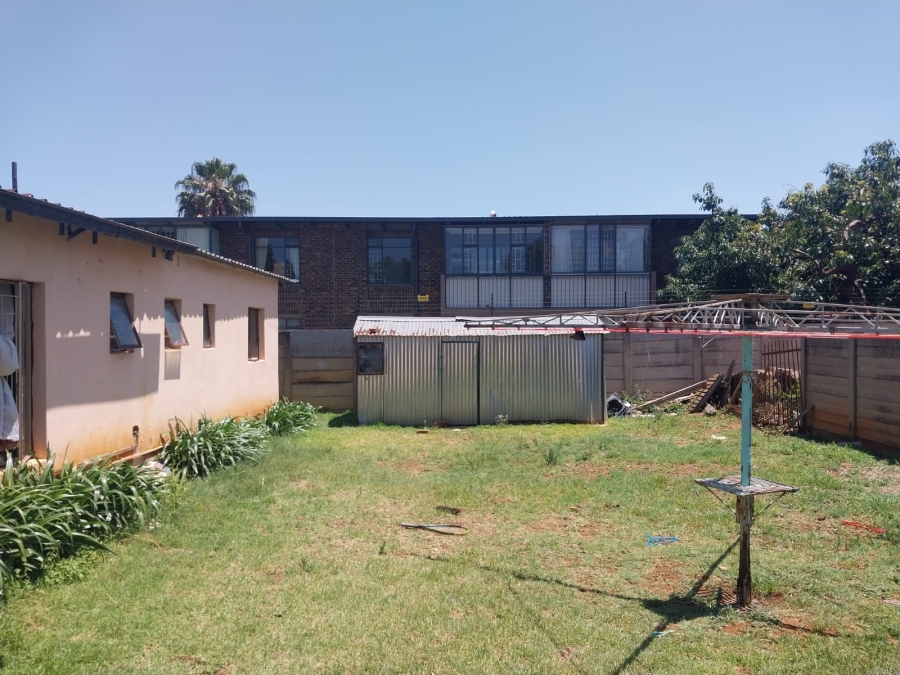 5 Bedroom Property for Sale in Daspoort Gauteng