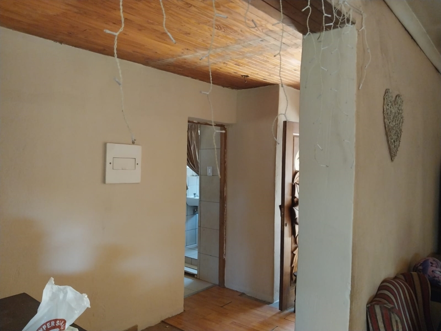 5 Bedroom Property for Sale in Daspoort Gauteng