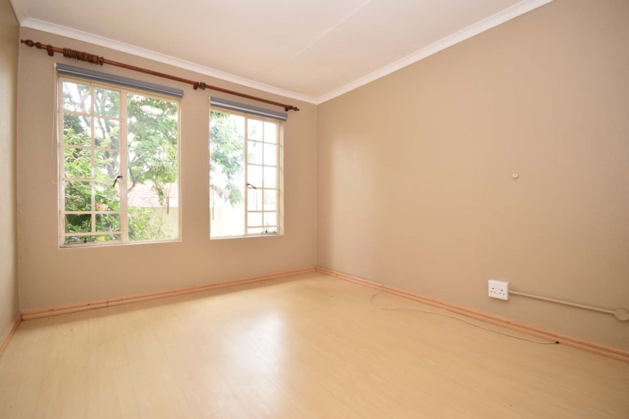 3 Bedroom Property for Sale in Sonneglans Gauteng