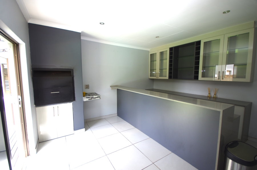 3 Bedroom Property for Sale in Parkrand Gauteng