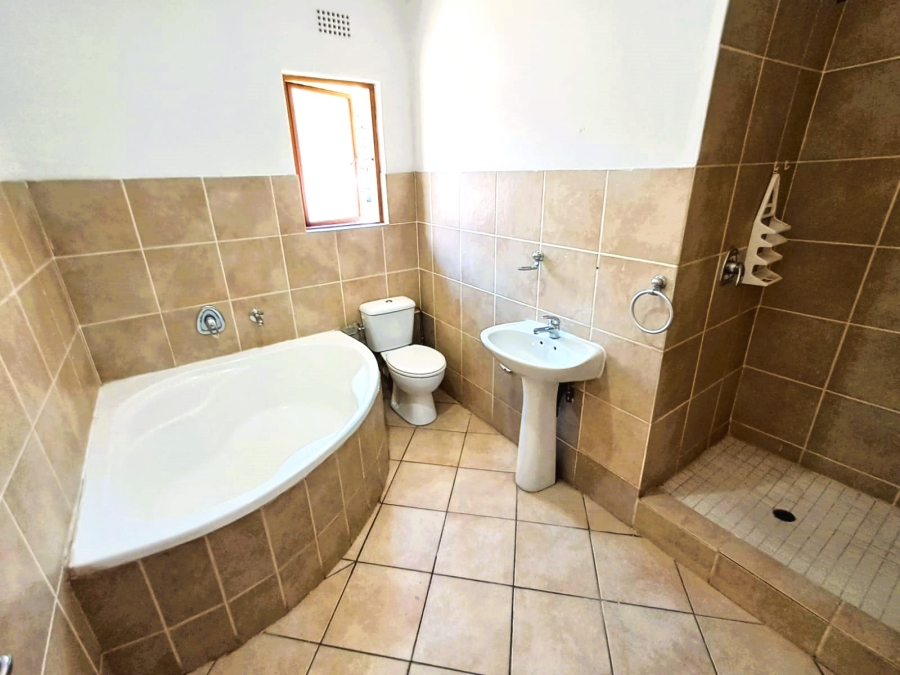 2 Bedroom Property for Sale in Paulshof Gauteng