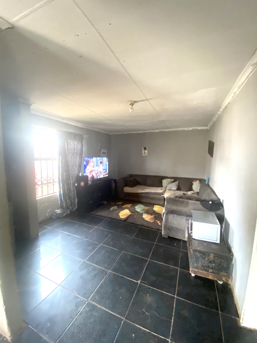 3 Bedroom Property for Sale in Dawn Park Gauteng