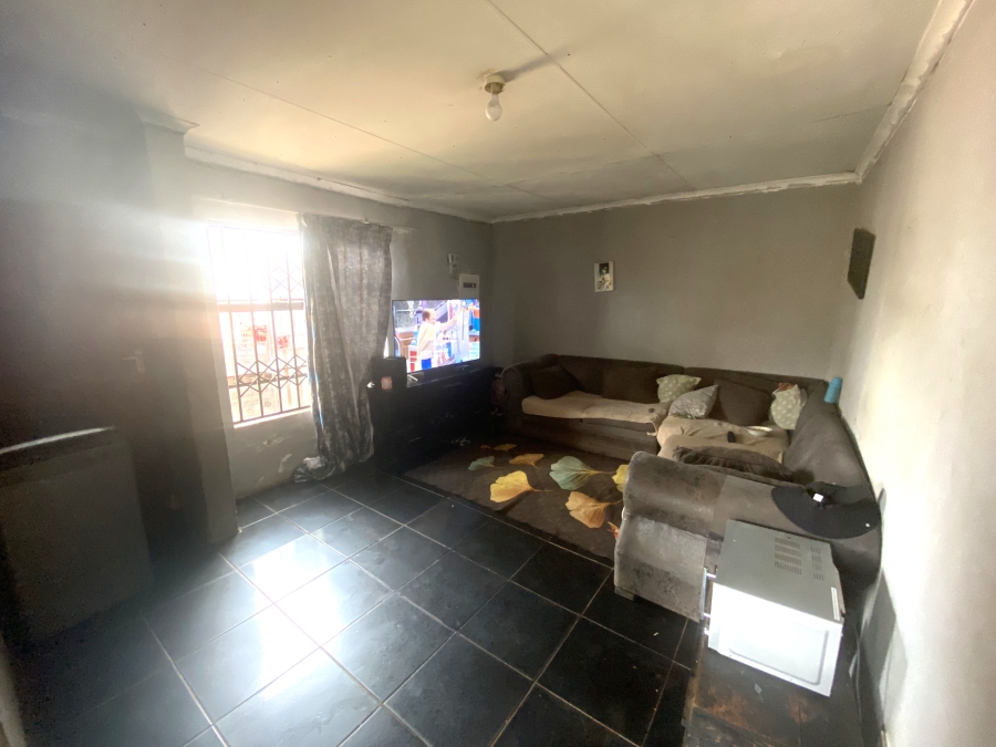 3 Bedroom Property for Sale in Dawn Park Gauteng